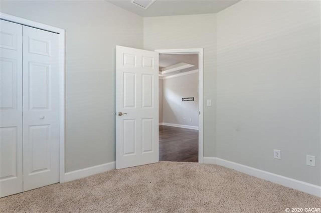 5161 Nw 22nd St - Photo 3 of 13