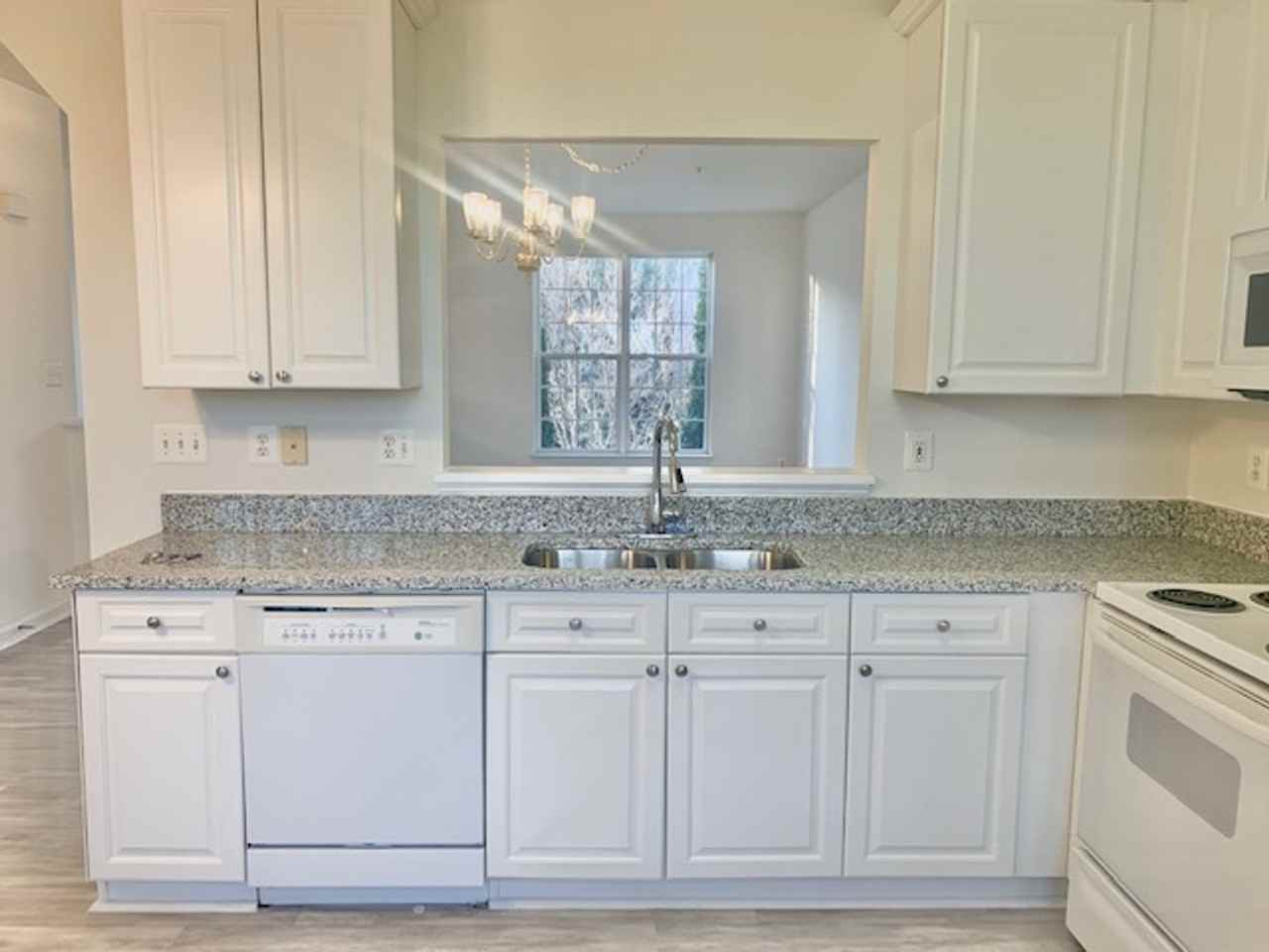 3776 Hope Commons Cir - Photo 6 of 37