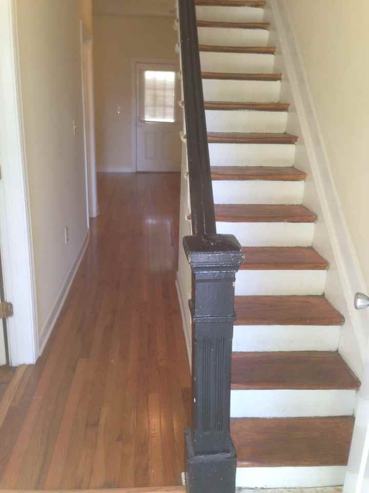 1242 Parkwood Ave - Photo 4 of 8