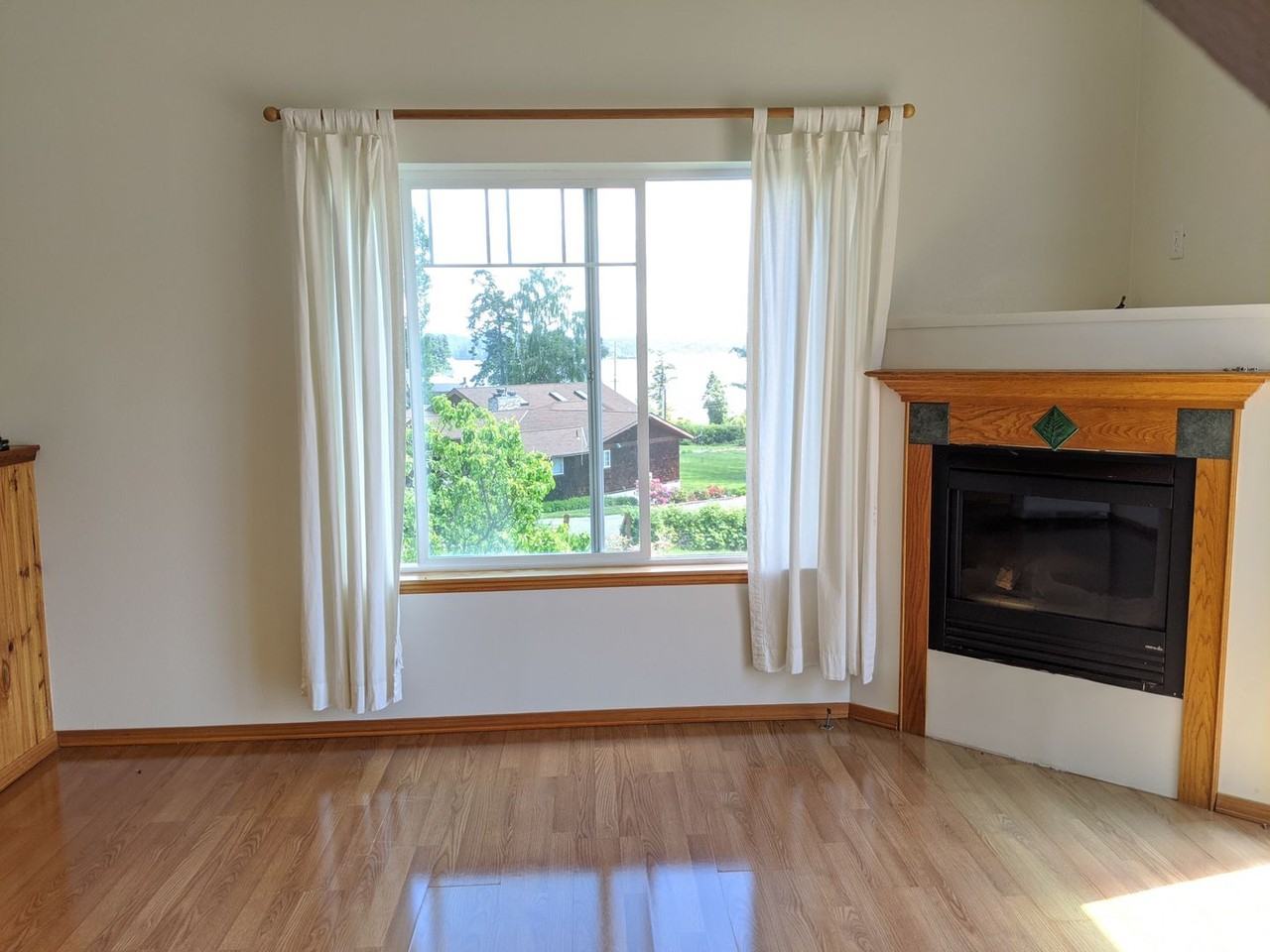 6039 Central Ave - Photo 6 of 17
