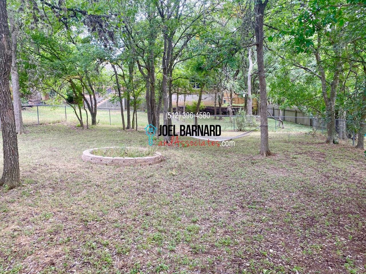 112 Crest Dr - Photo 2 of 22