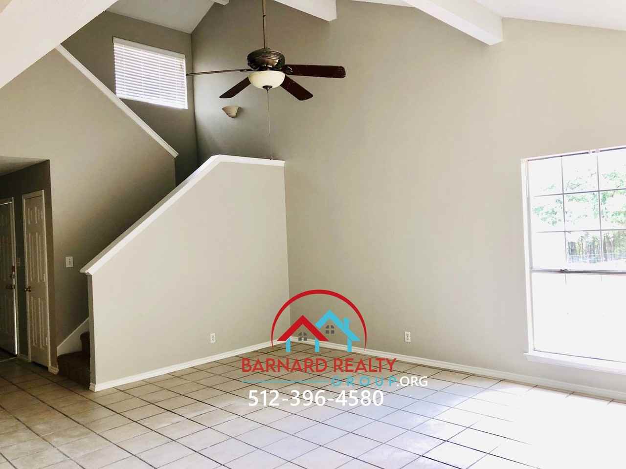 125 Crest Dr - Photo 2 of 32