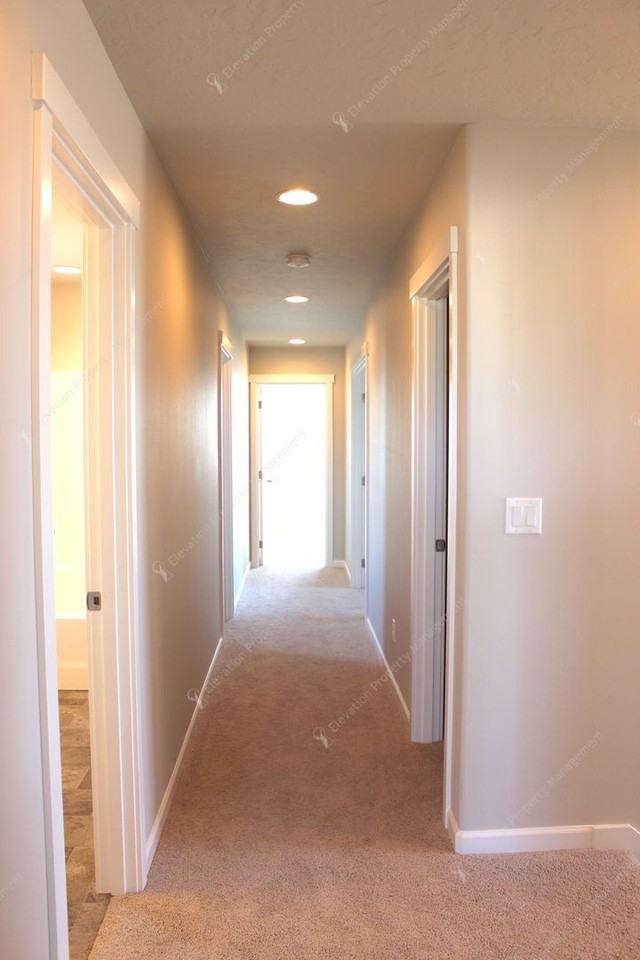 3010 Nw Dogwood Ave - Photo 7 of 24