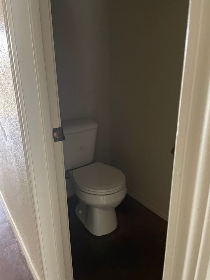 2417 Church St - Photo 3 of 15