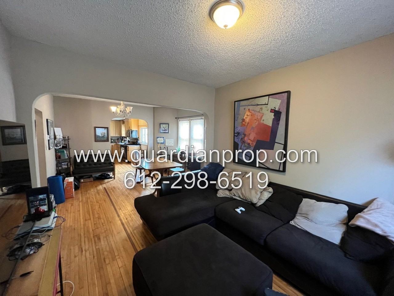 1260 Minnehaha Ave W - Photo 2 of 14