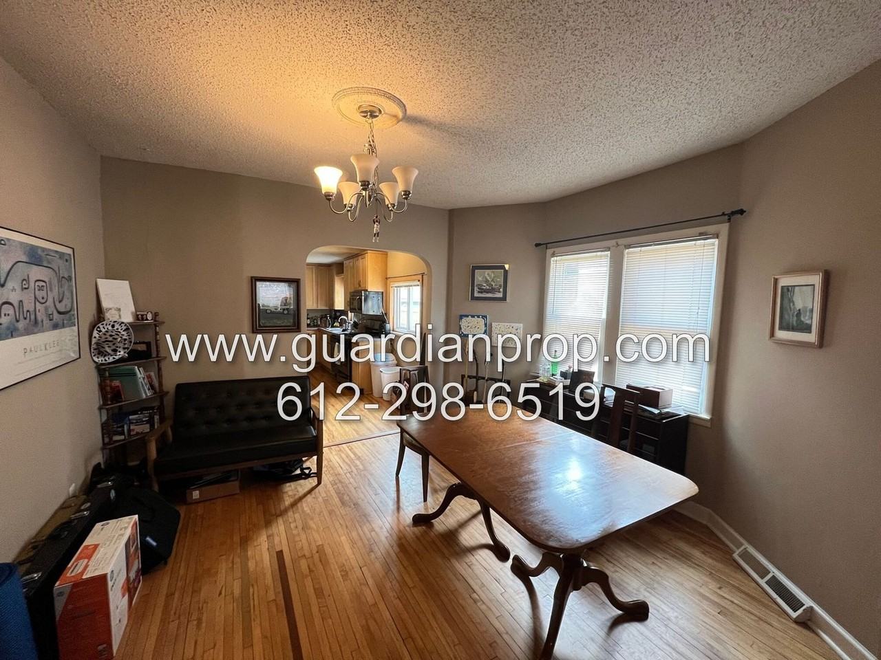 1260 Minnehaha Ave W - Photo 4 of 14