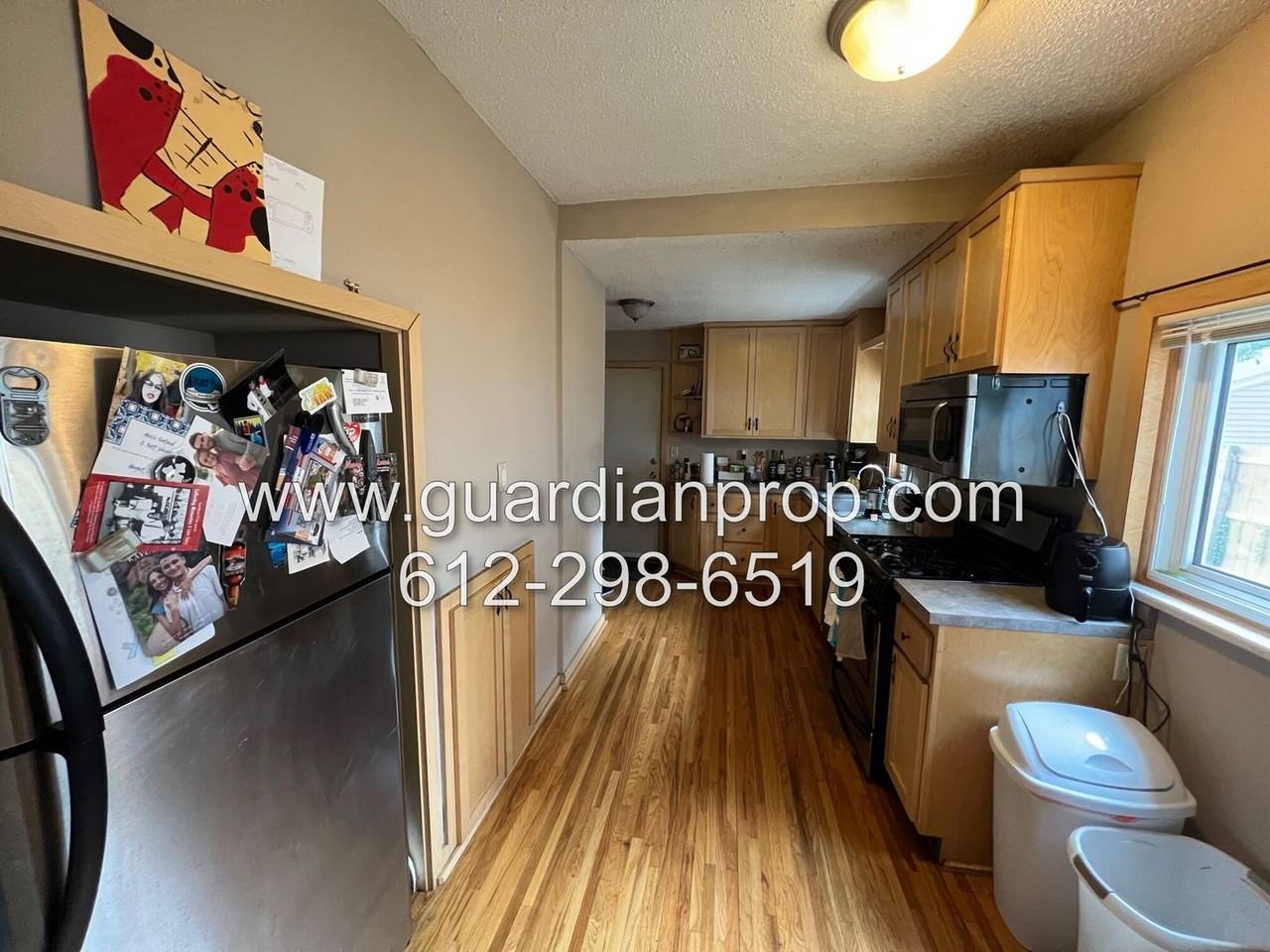 1260 Minnehaha Ave W - Photo 6 of 14