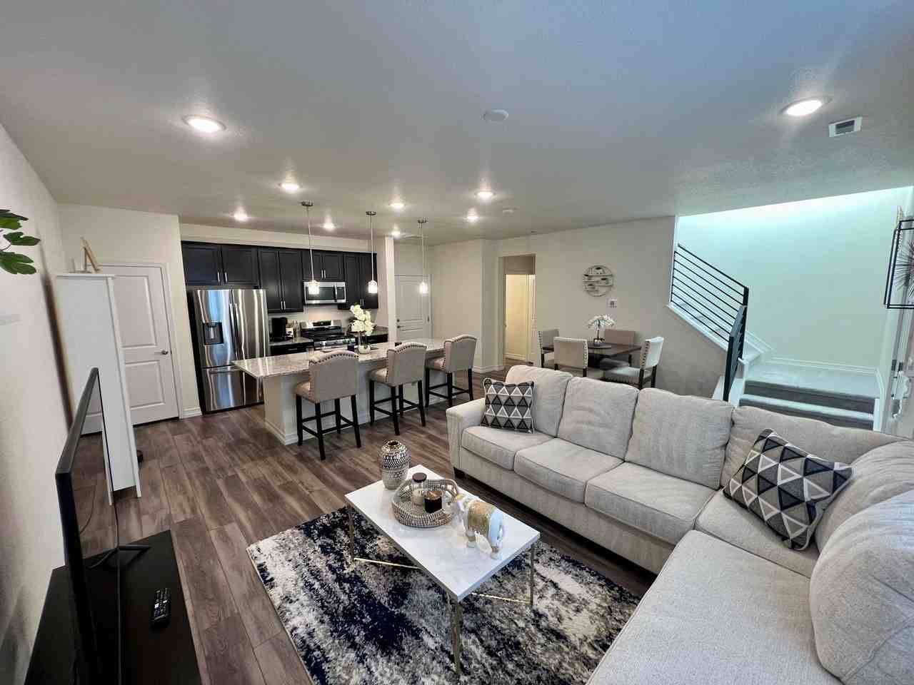 16816 East 118th Drive - Photo 5 of 27