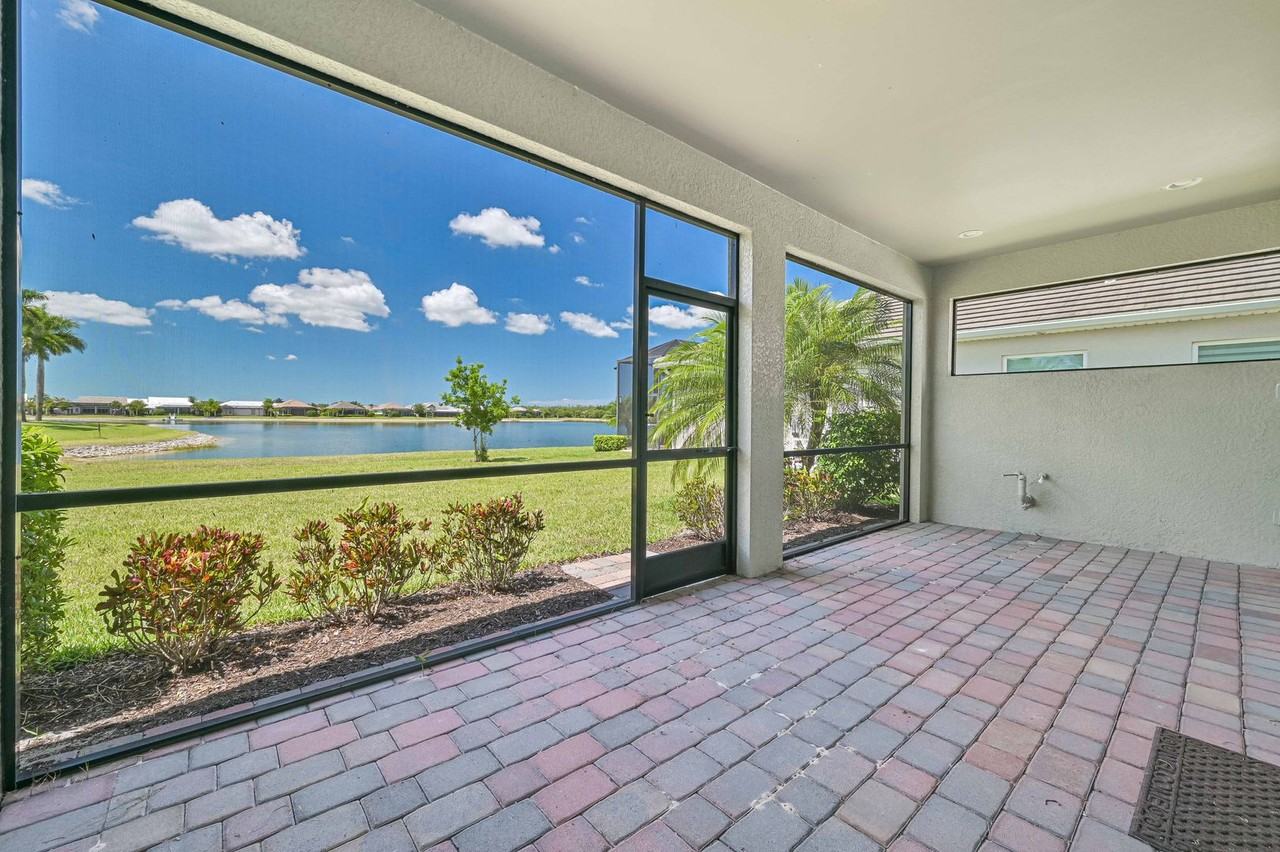 14704 Kelson Cir - Photo 3 of 36