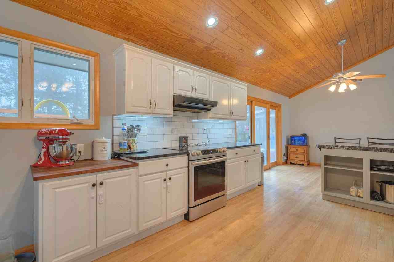 202 Fincastle Dr - Photo 6 of 28