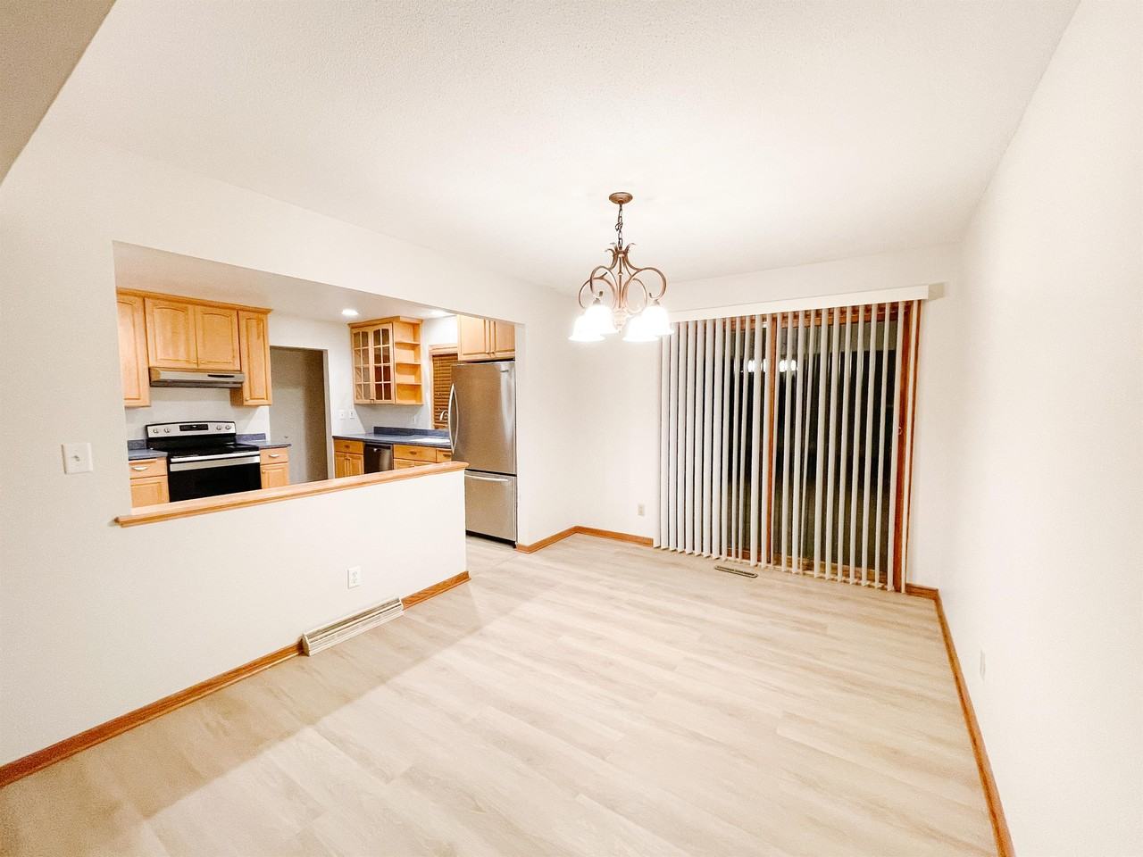 1172 Highview Dr #1 - Photo 2 of 20