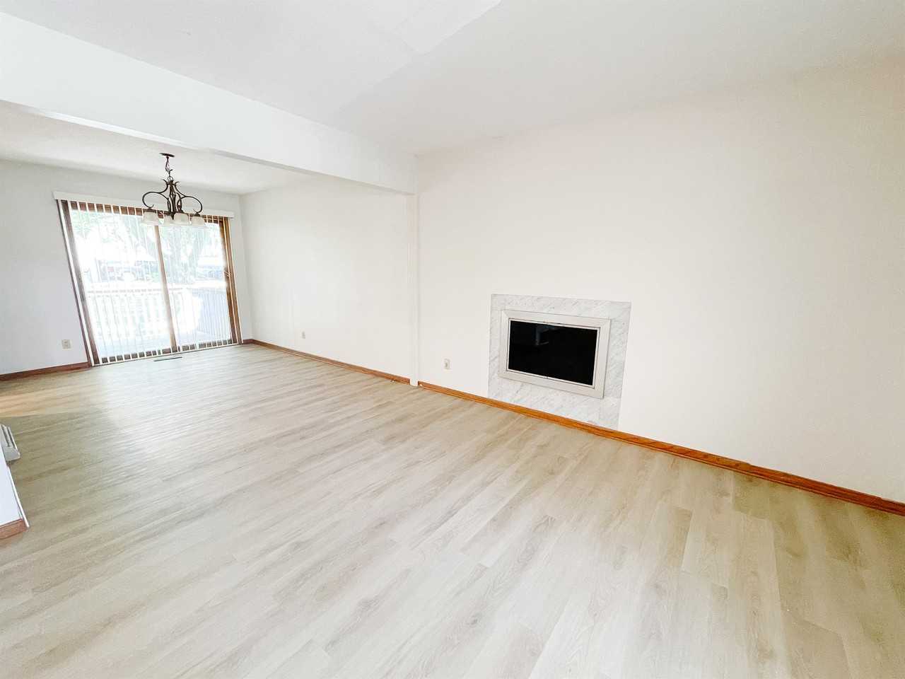1172 Highview Dr #1 - Photo 5 of 20