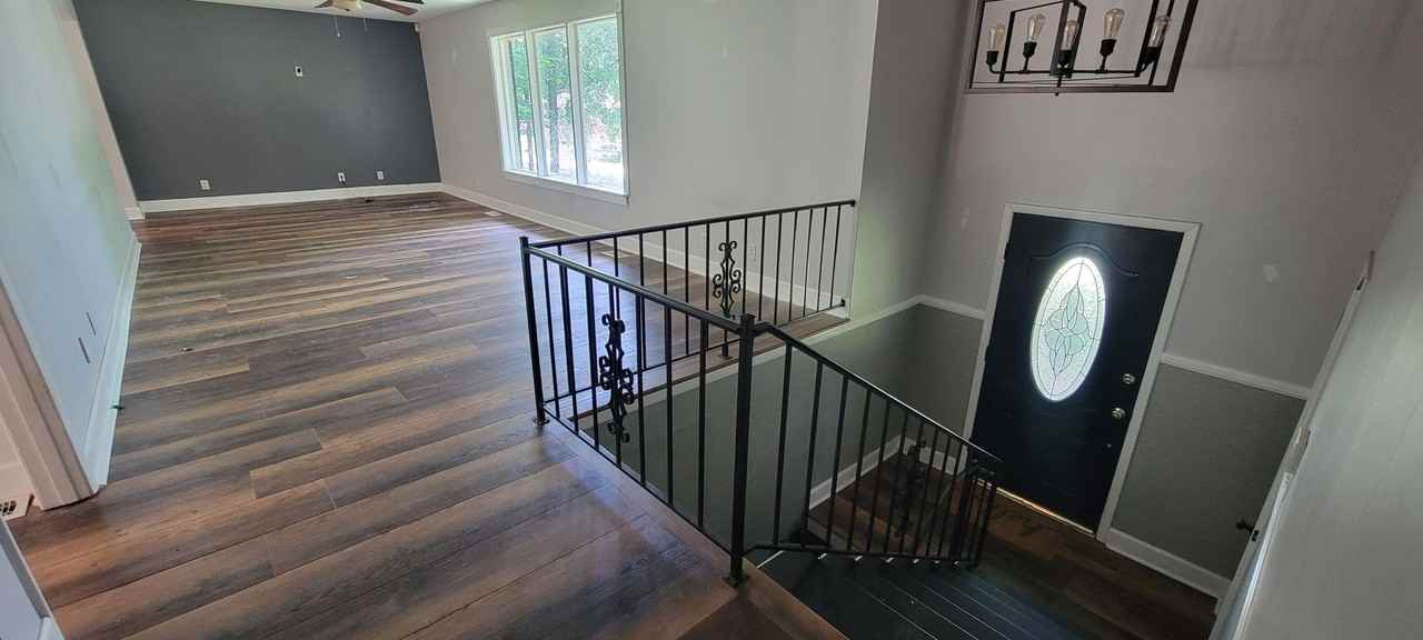 2151 Meadow Cir N - Photo 3 of 29