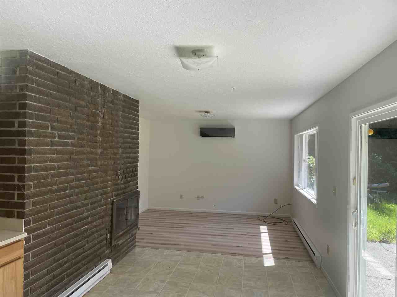 9540 Se Cedar St #1 - Photo 6 of 13