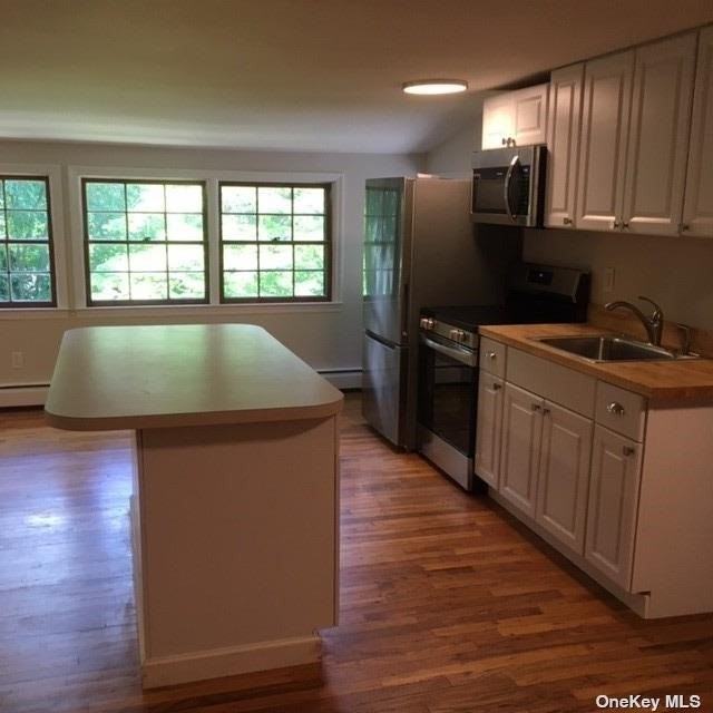 16 Houghton Blvd 2, Stony Brook University, NY 11790 2 Bedroom Apartment for 3,200/month Zumper