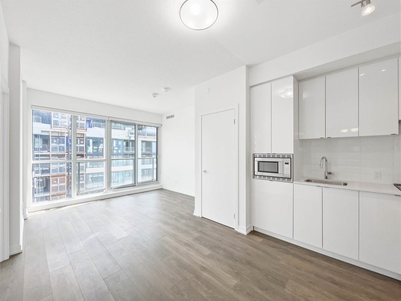 49 East Liberty St Unit 2411 #1 - Photo 2 of 22