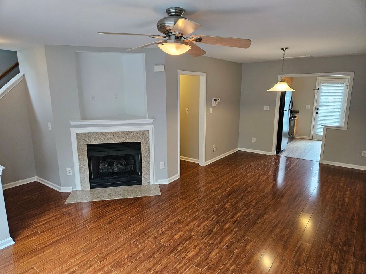 9904 Layla Ave - Photo 5 of 20