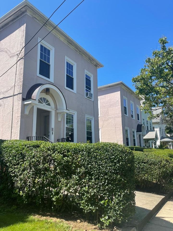 28-30 Avon St - Photo 4 of 10