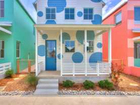 976 Hangar Dr - Photo 1 of 1