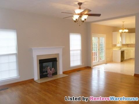 1557 Bridgecrest Dr - Photo 3 of 15