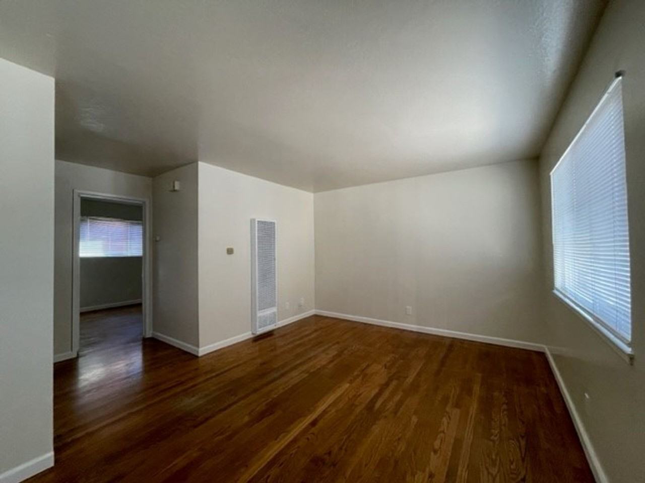 1508 Parker St #B - Photo 3 of 12