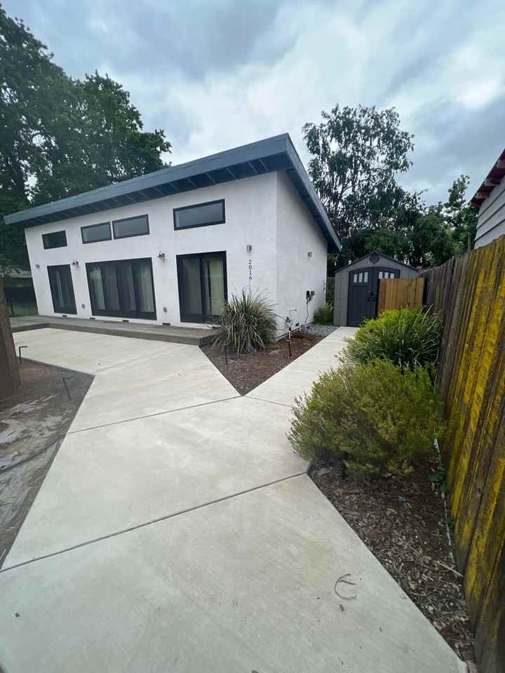 2016 Belmont Rd - Photo 2 of 26