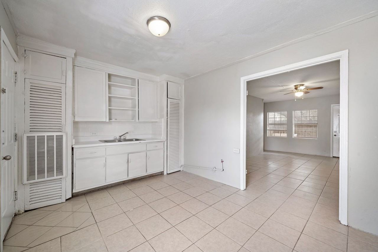 Third Ave Villas - Photo 4 of 28