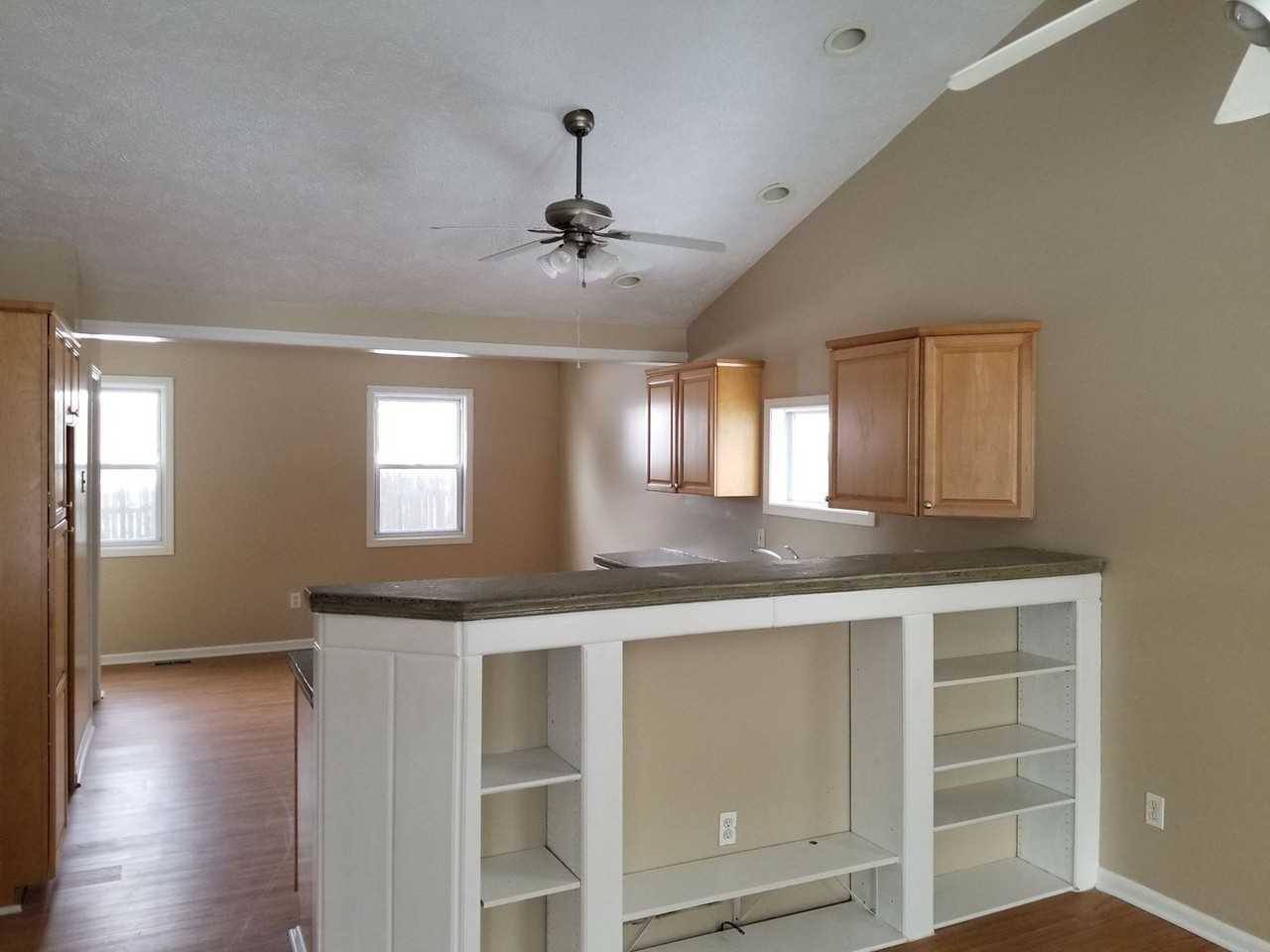 321 Estall Rd - Photo 4 of 7