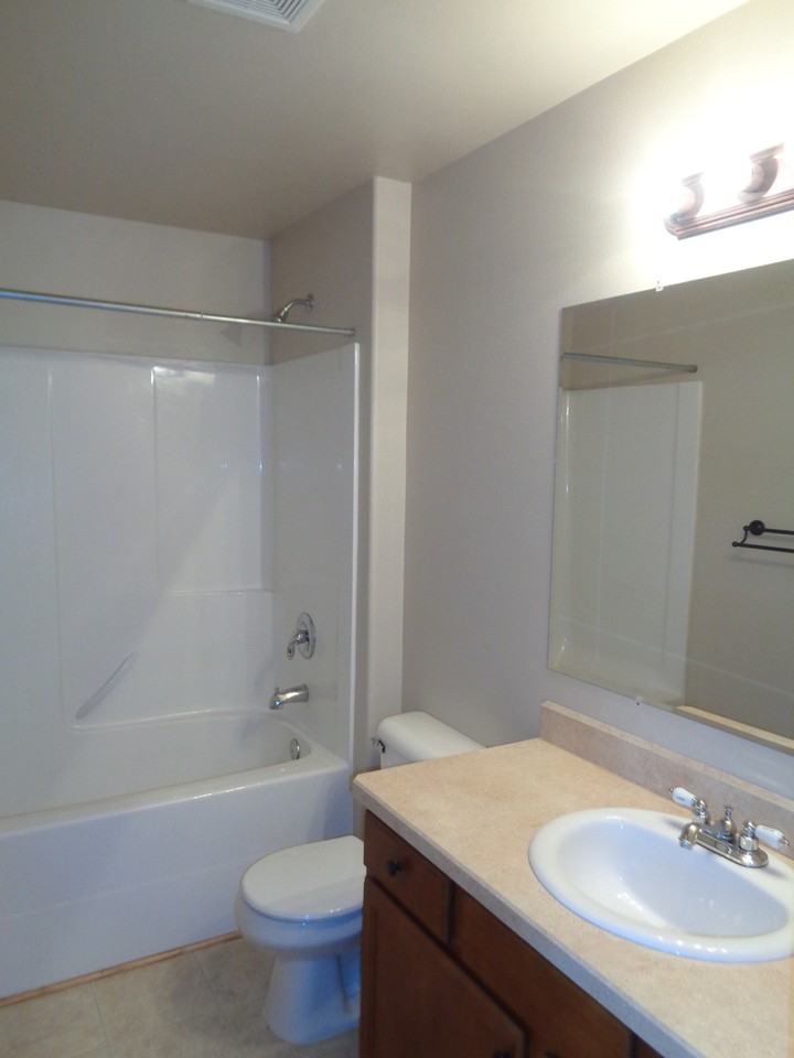 1247 Cortez Ave - Photo 6 of 14