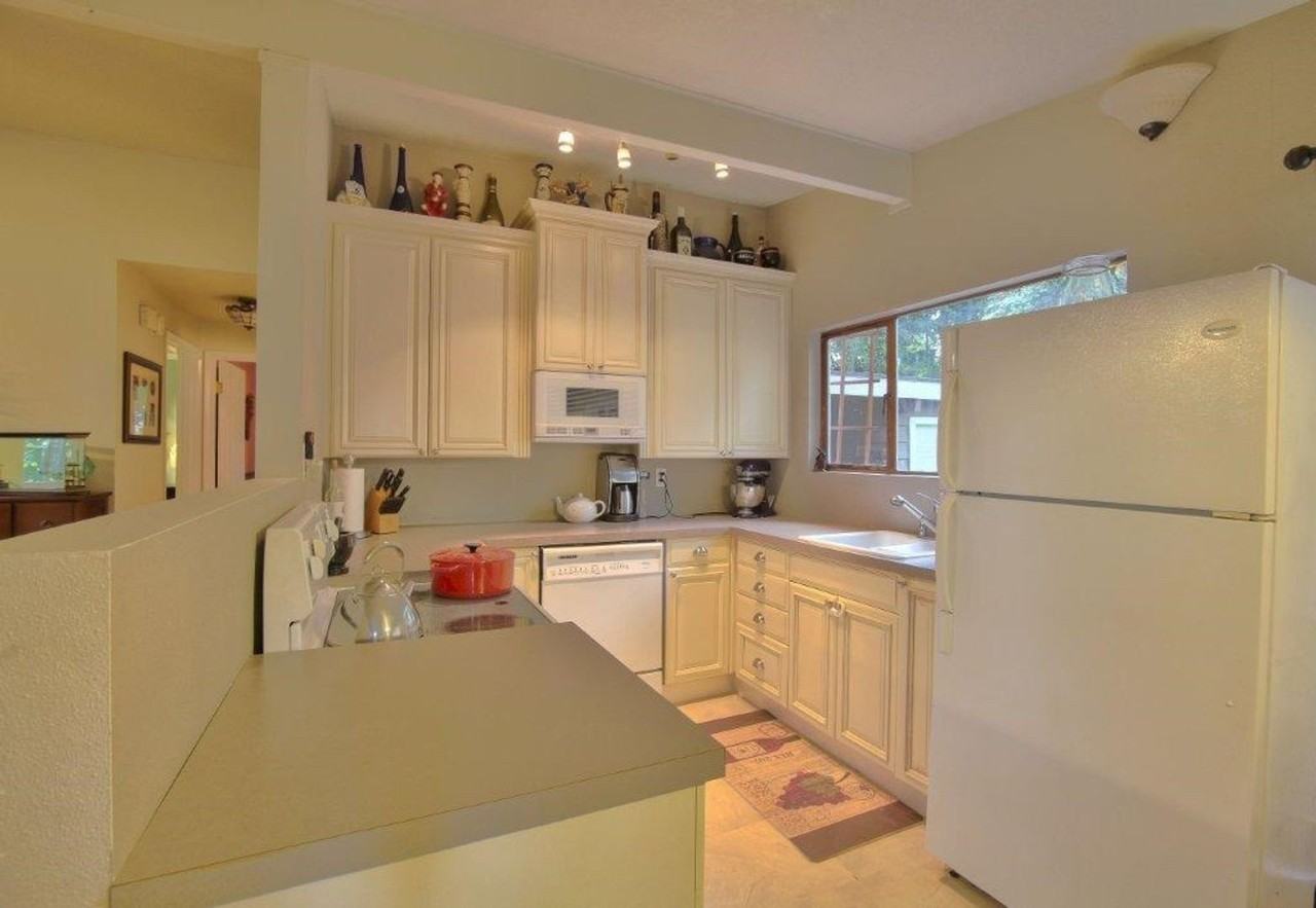 14026 Se 37th St - Photo 2 of 15