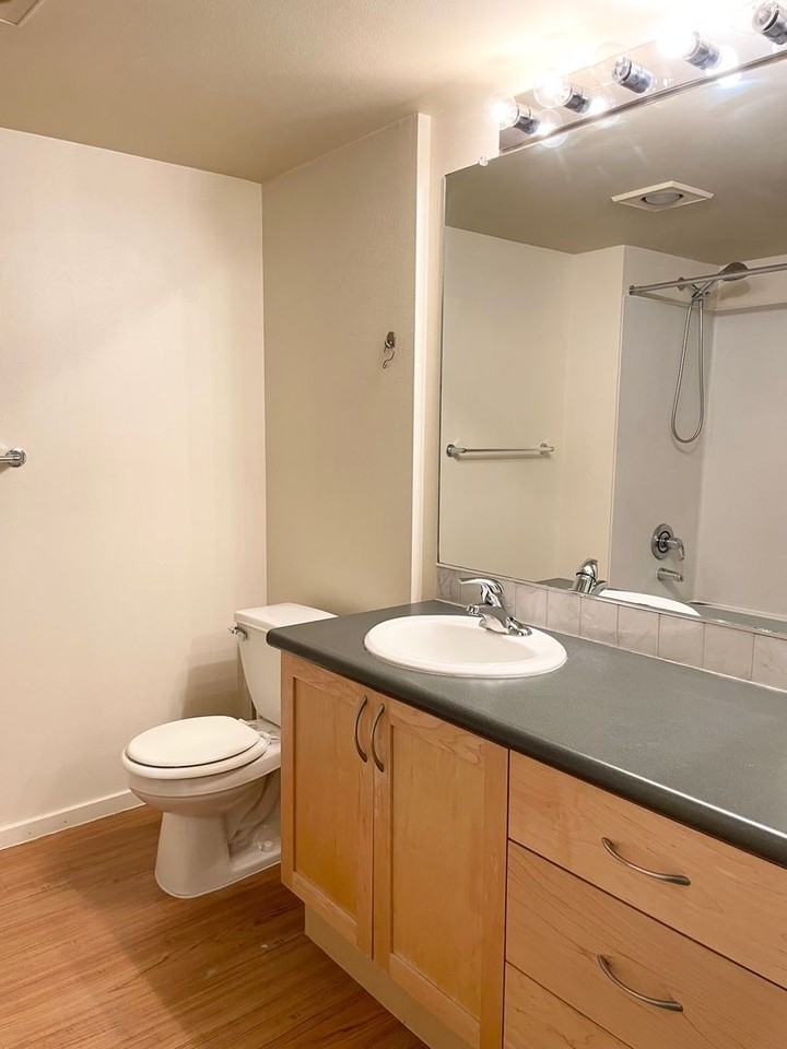 111 108th Ave Ne #A215 - Photo 7 of 10