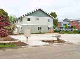 featured image of 350 N 3rd St