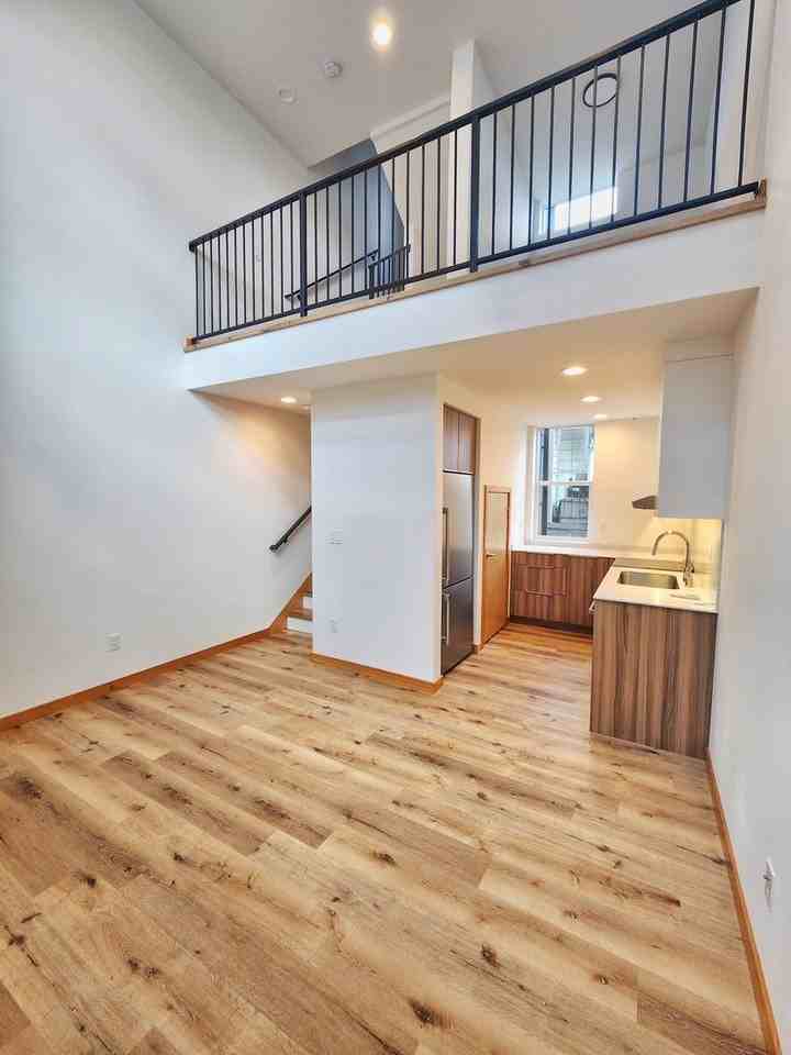 1431 24th Ave #E - Photo 7 of 17