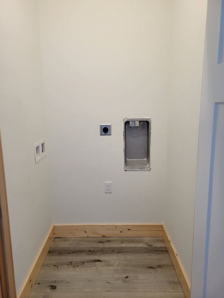 152 S Iowa St - Photo 6 of 18