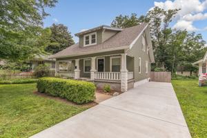 featured image of 1121 S Roanoke Ave