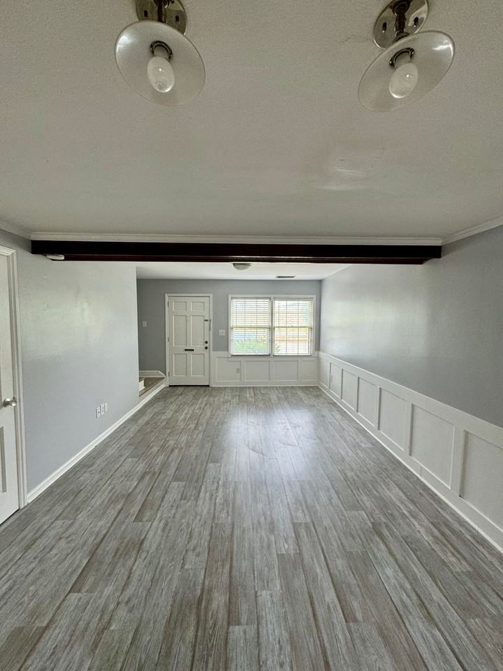 6300 Old Pineville Rd - Photo 3 of 6