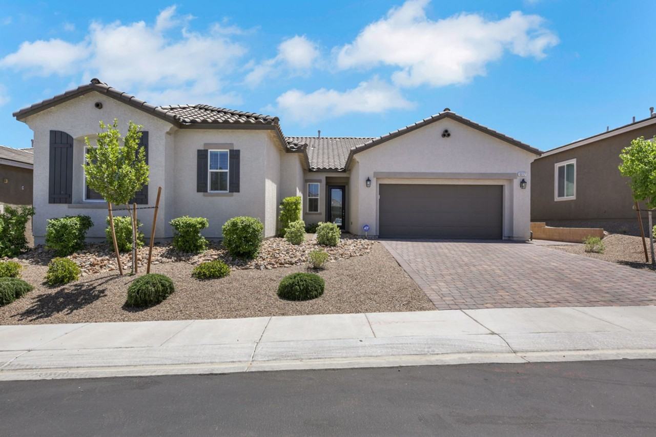 10117 Cliff Dwellings Ave, Las Vegas, NV 89178 4 bedroom House Rental