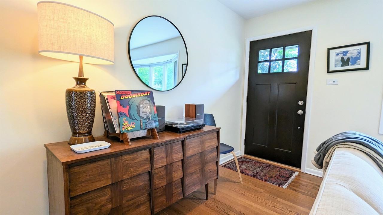 705 N Wille St #1 - Photo 3 of 18