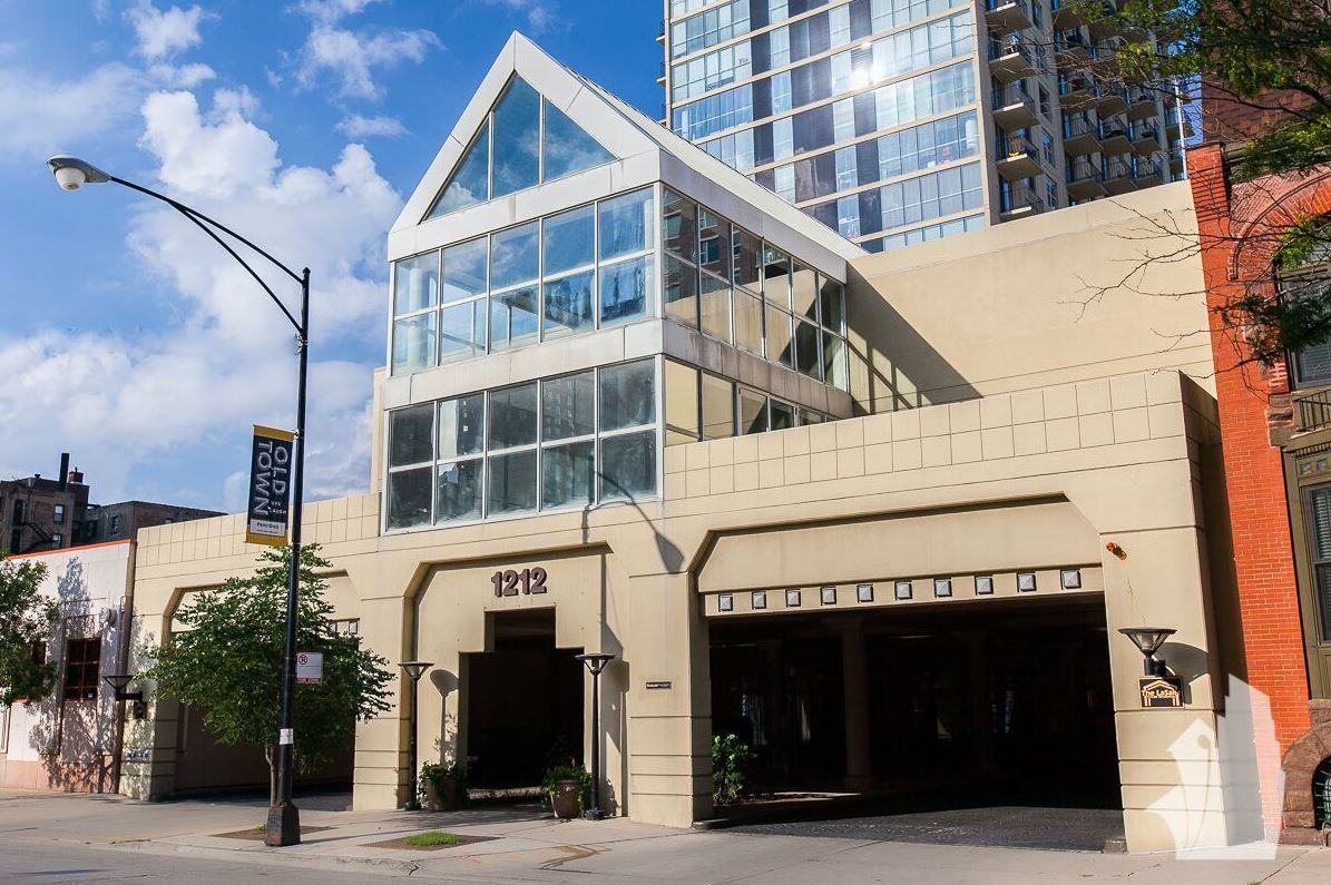 1212 North LaSalle Street #1506