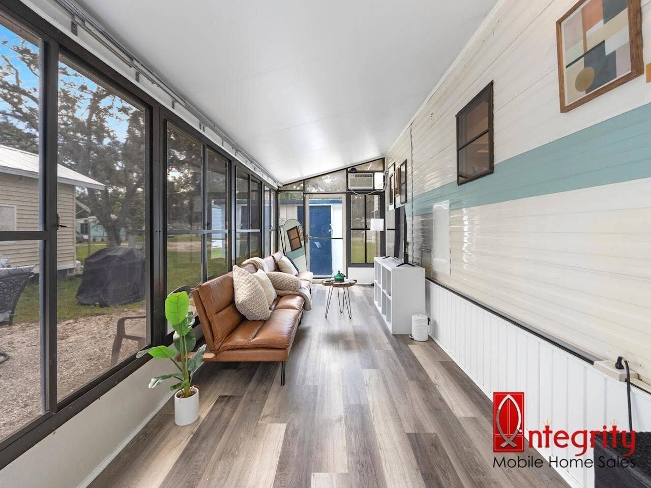 1300 N River Rd #W55 - Photo 3 of 15