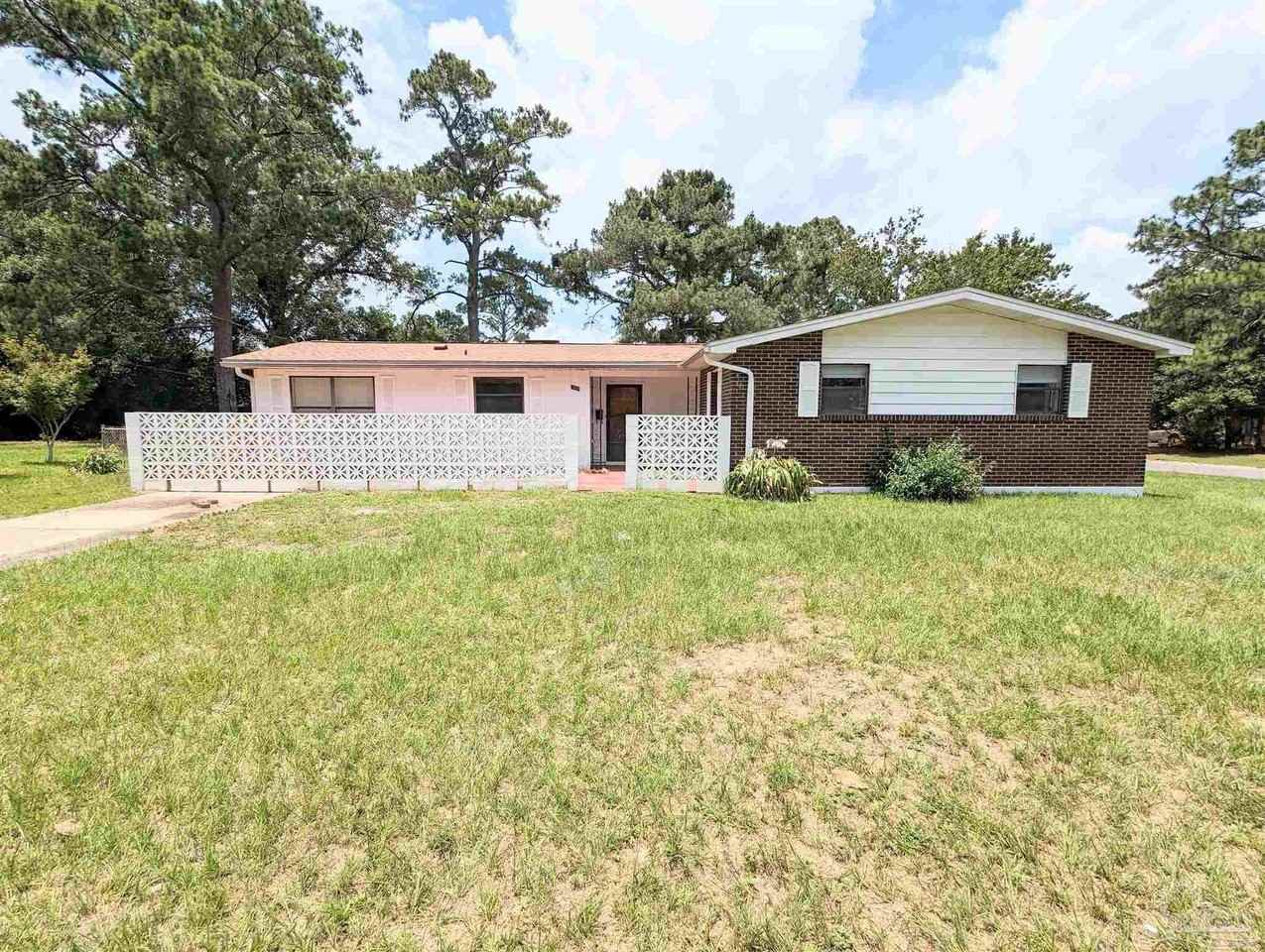 1025 Revere Dr, West Pensacola, FL 32505 4 Bedroom House for 1,695