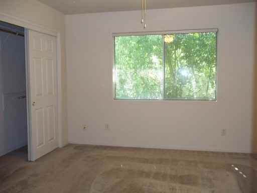 1231 W Spruce Ave - Photo 2 of 12