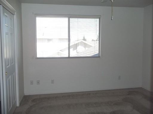 1231 W Spruce Ave - Photo 3 of 12