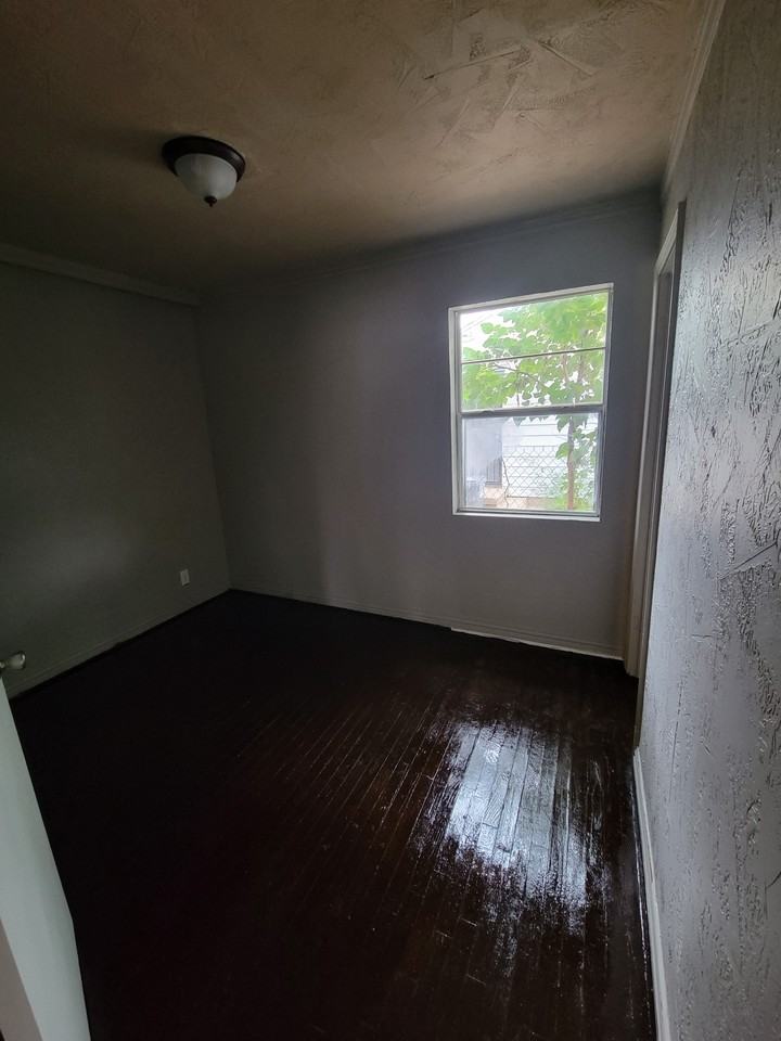 3603 Ne 22nd Ave - Photo 3 of 8