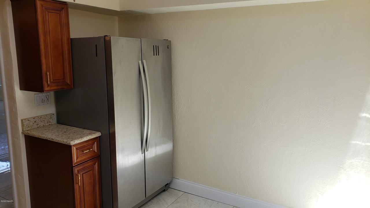 135 Nautical Dr - Photo 2 of 16