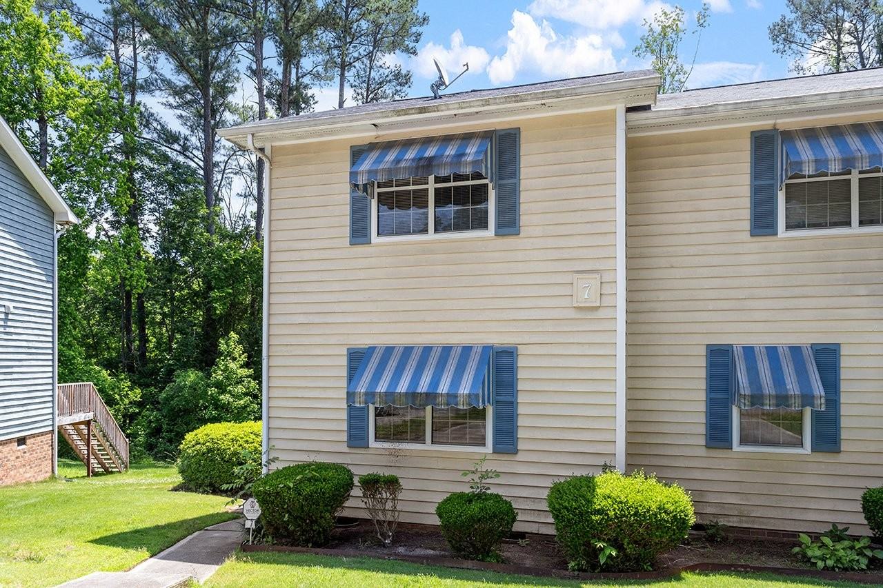 7 Jadewood Ct #A - Photo 3 of 29