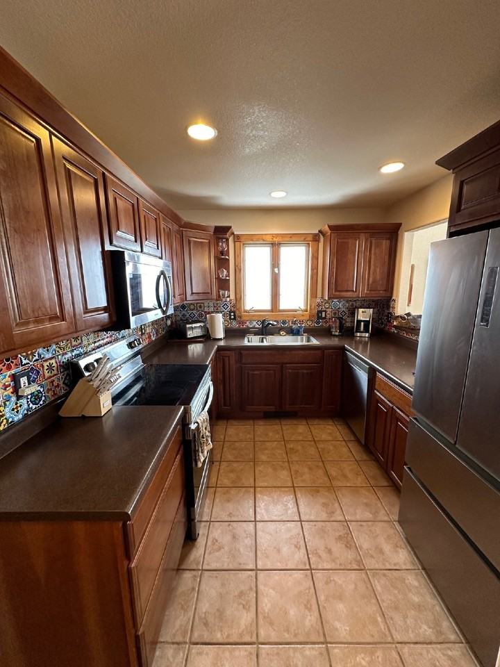 21655 Chicago Creek Rd - Photo 6 of 17