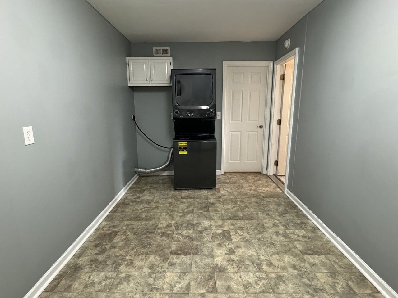 4404 Mcclelland Dr - Photo 2 of 32