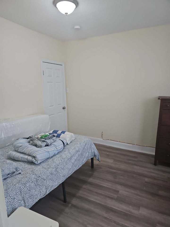 8 Pratt St #1 - Photo 5 of 20