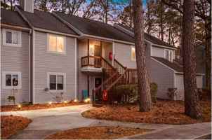 featured image of 23 Rudwick Cir #23